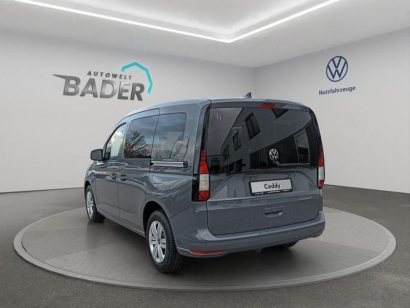 Neu VW Caddy 116 PS (85 kW) 2026 Grau Van / Kleinbus