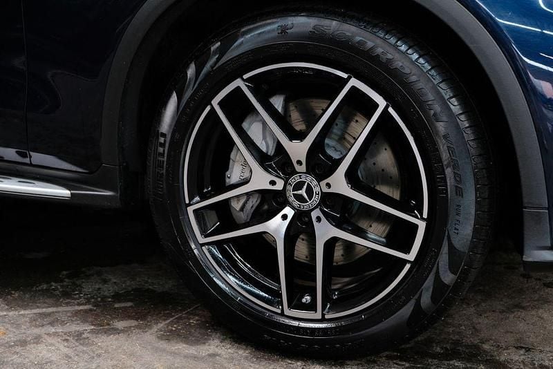 Gebraucht Mercedes GLC250 AMG 211 PS (155 kW) 2018 Blau SUV