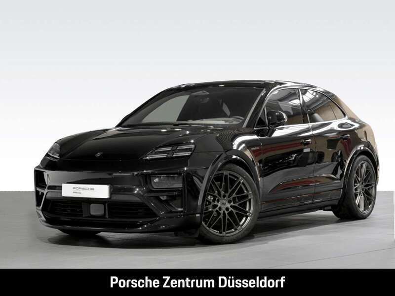 Tiefschwarzmetallic Gebraucht 2024 Porsche Macan Turbo SUV | 117.790 € (Etwas zu teuer) - Bild 1/4