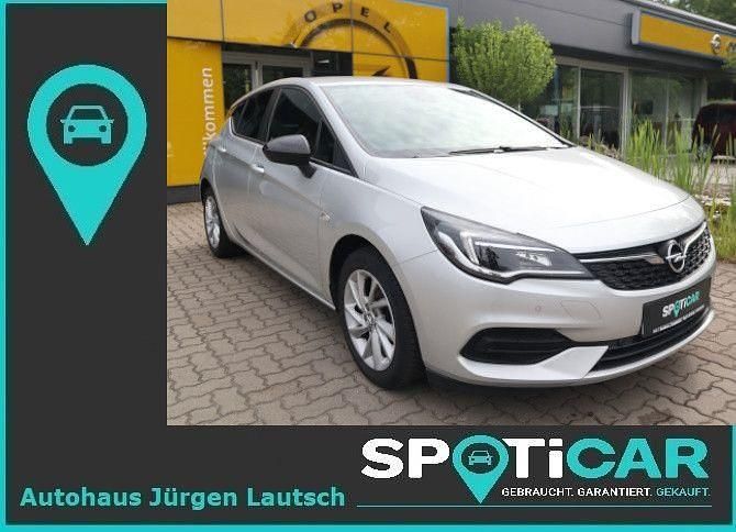 Gebraucht Opel Astra Edition 110 PS (80 kW) 2021 Silver metallic Limousine