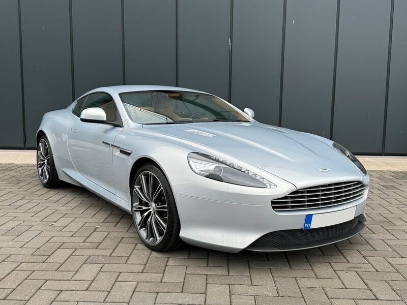 Silber Gebraucht 2011 Aston Martin Virage | 104.900 € - Bild 1/4