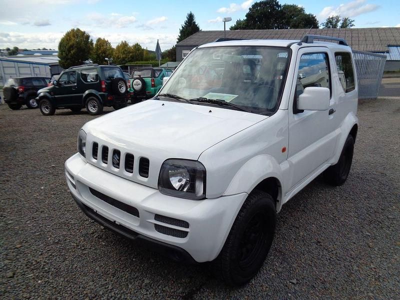 Weiß Gebraucht 2009 Suzuki Jimny Club SUV | 6.500 € (Superpreis) - Bild 1/4