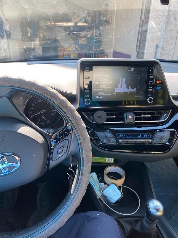 Gebraucht Toyota C-HR 116 PS (85 kW) 2020 Blau SUV