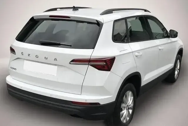 Neu Skoda Karoq Selection 150 PS (110 kW) 2026 Manufacturer SUV