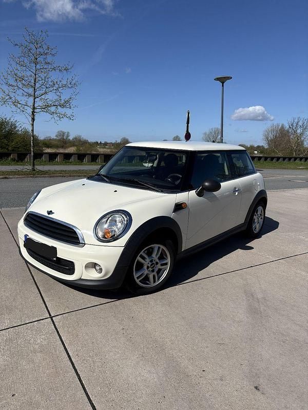 Usado Mini One D 90 HP (66 kW) 2011 Bege Citadino