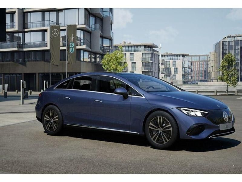 Gebraucht Mercedes 300 11 kW (15 PS) 2024 Blau Limousine