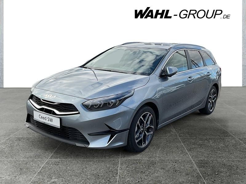 Schwarz Neu 2025 Kia Ceed Sportswagon Vision Kombi | 26.490 € (Fairer Preis) - Bild 1/4