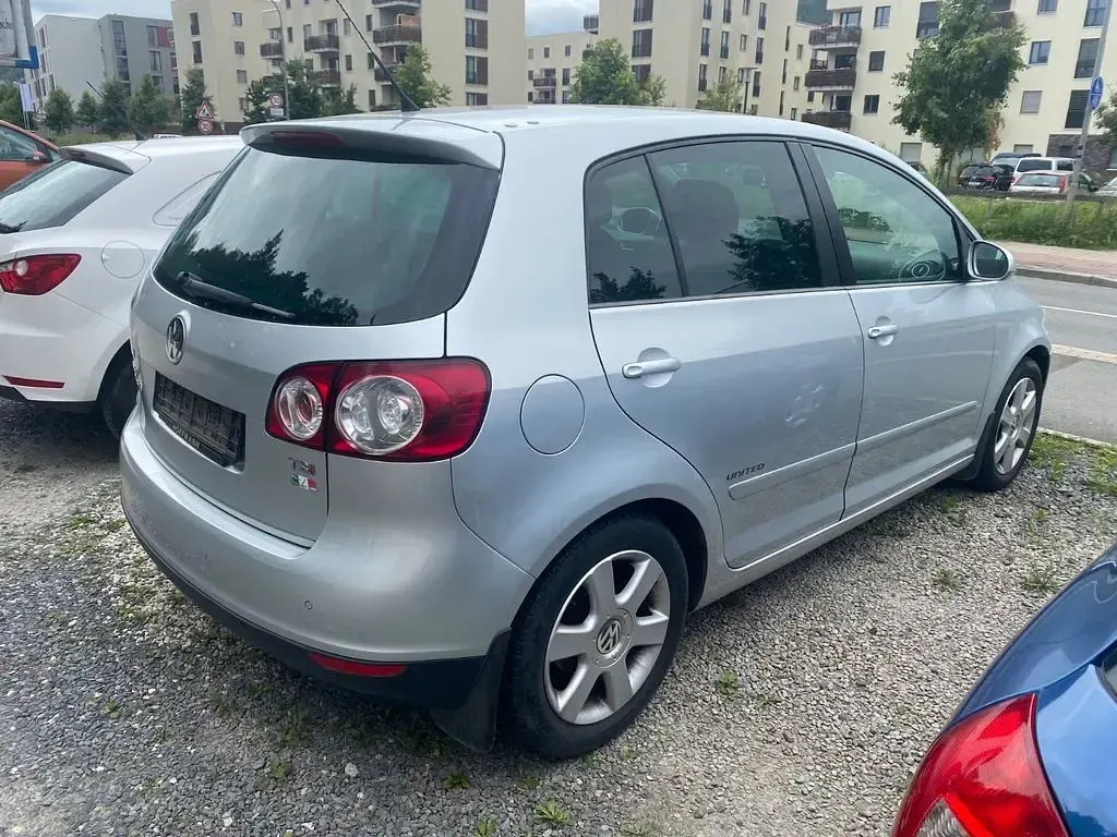Gebraucht VW Golf Plus Cross 122 PS (89 kW) 2008 Silber Van / Kleinbus