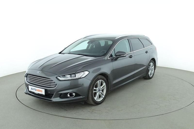 Gebraucht Ford Mondeo Titanium 160 PS (117 kW) 2017 Grau Kombi