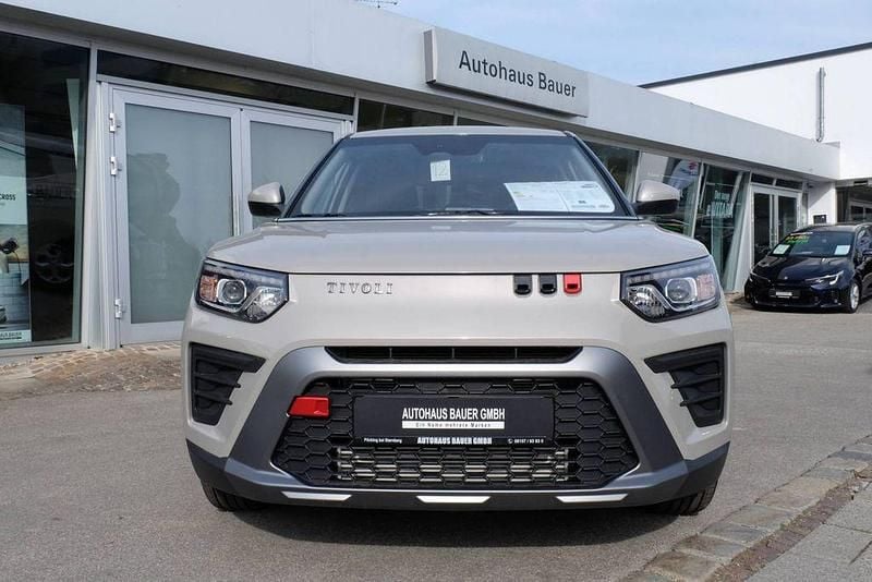 Gebraucht SsangYong Tivoli 163 PS (119 kW) 2026 Braun SUV
