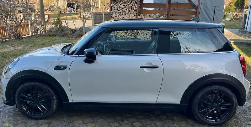 Gebraucht Mini Cooper SE Resolute Edition 135 kW (184 PS) 2022 Silber Kleinwagen