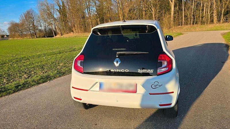 Gebraucht Renault Twingo Intens 75 PS (55 kW) 2020 Weiß Kleinwagen