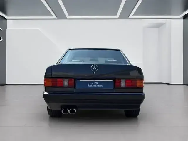 Gebraucht Mercedes 190 Sportline 109 PS (80 kW) 1993 Schwarz Limousine