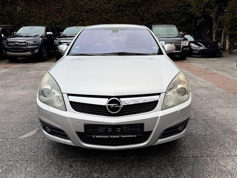 Gebraucht Opel Vectra Cosmo 250 PS (183 kW) 2007 Silber Limousine