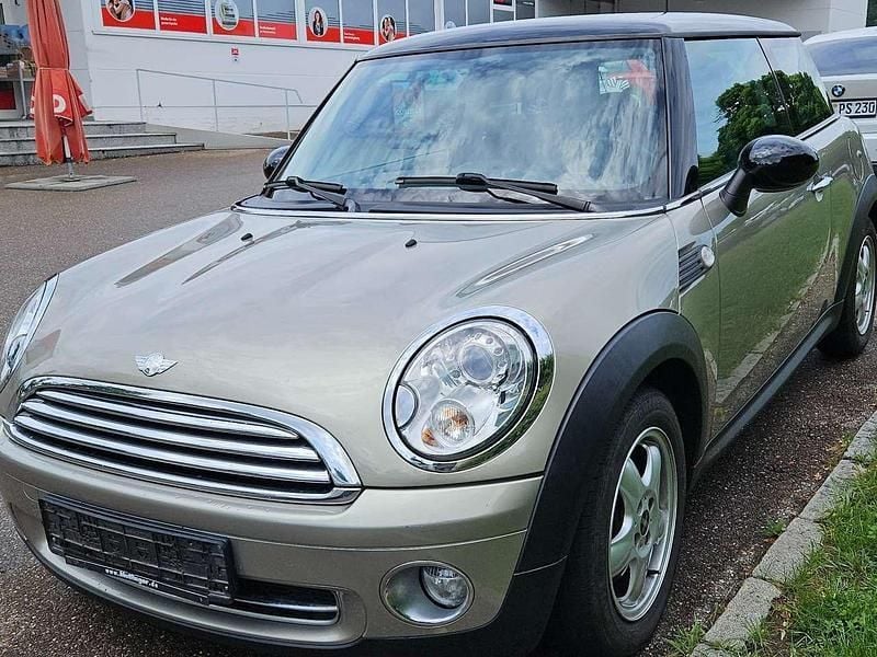 Sparkling silver metallic Gebraucht 2007 Mini Cooper Kleinwagen | 2.450 € (Superpreis) - Bild 1/4