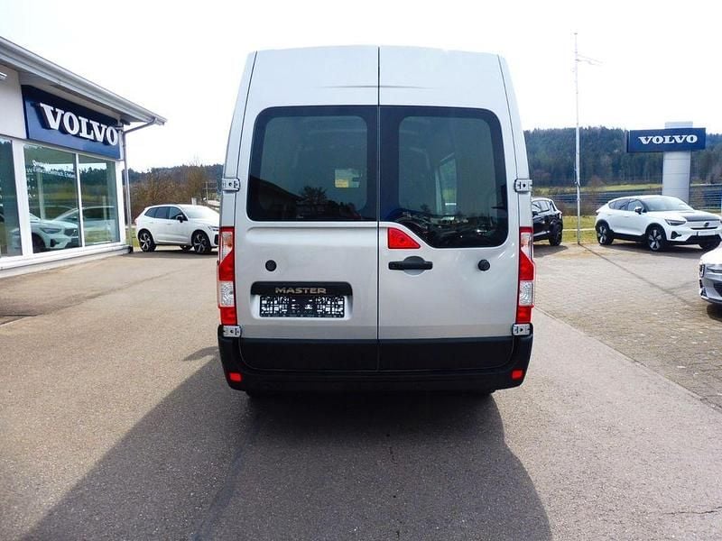 Gebraucht Renault Master 179 PS (131 kW) 2023 Silber Van / Kleinbus