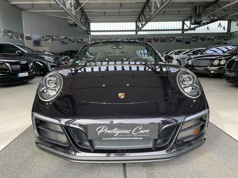 Schwarz Gebraucht 2018 Porsche 911 Carrera 4 GTS Cabrio | 125.949 € (Fairer Preis) - Bild 1/4