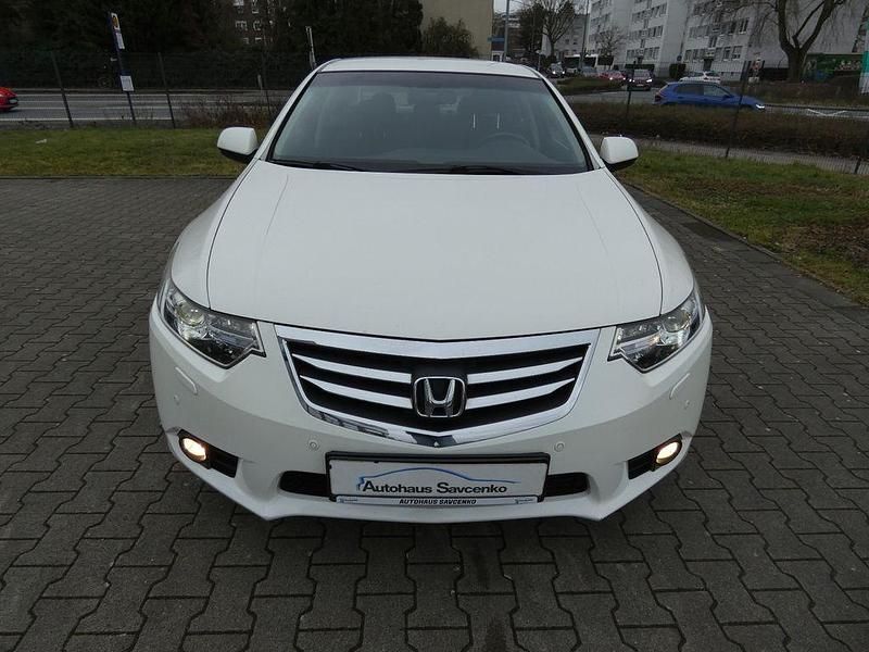 Gebraucht Honda Accord Lifestyle 156 PS (114 kW) 2011 Weiß Limousine