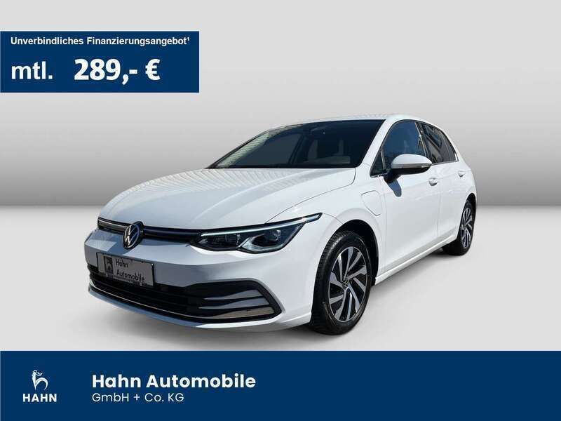 Weiß Gebraucht 2021 VW Golf VIII Style Limousine | 23.430 € (Fairer Preis) - Bild 1/3