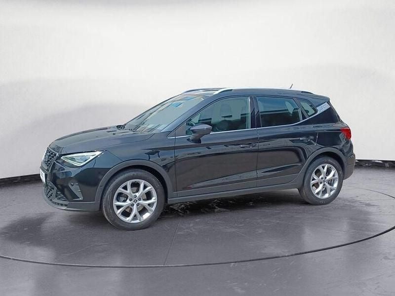 Schwarz Gebraucht 2022 Seat Arona FR SUV | 16.380 € (Guter Preis) - Bild 1/4