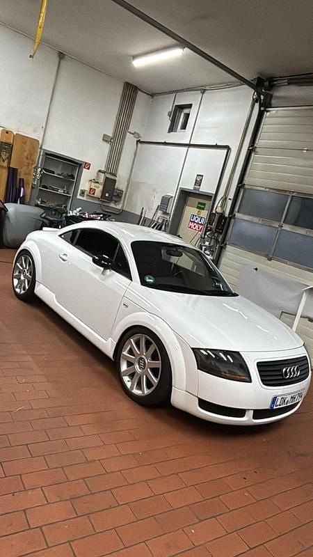 Weiß Gebraucht 2002 Audi TT S-Line Coupé | 4.699 € (Fairer Preis) - Bild 1/4