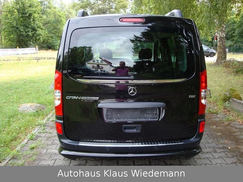 Gebraucht Mercedes Citan 112 114 PS (83 kW) 2018 Schwarz Kombi