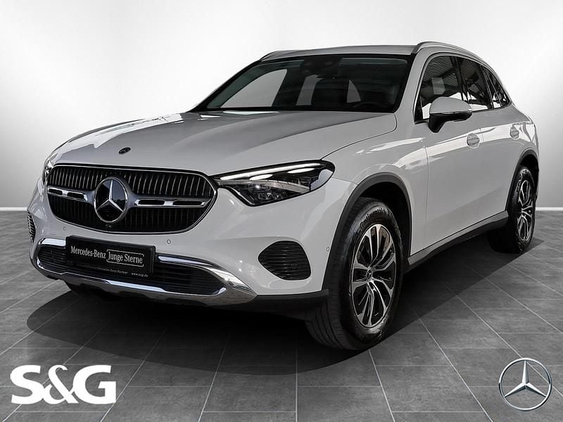 Unilack polarweiß Gebraucht 2024 Mercedes GLC220 Avantgarde SUV | 53.190 € (Guter Preis) - Bild 1/4