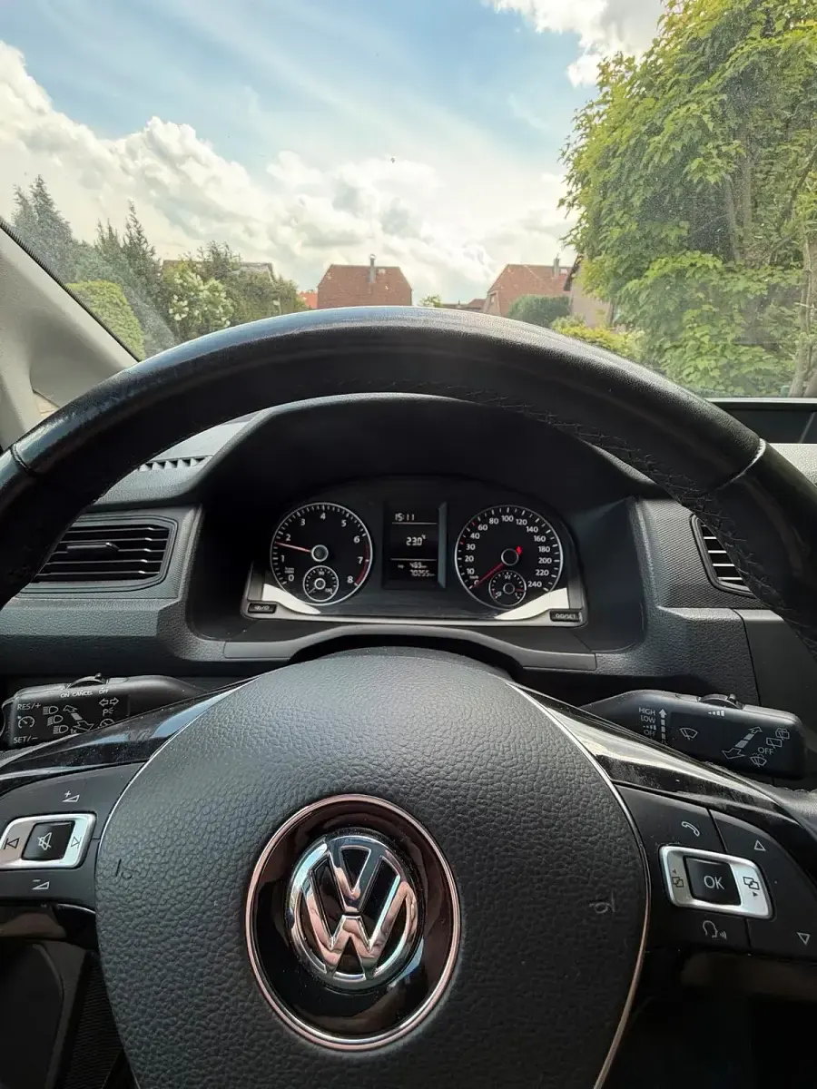 Usata VW Caddy 102 CV (75 kW) 2019 Grigio Monovolume