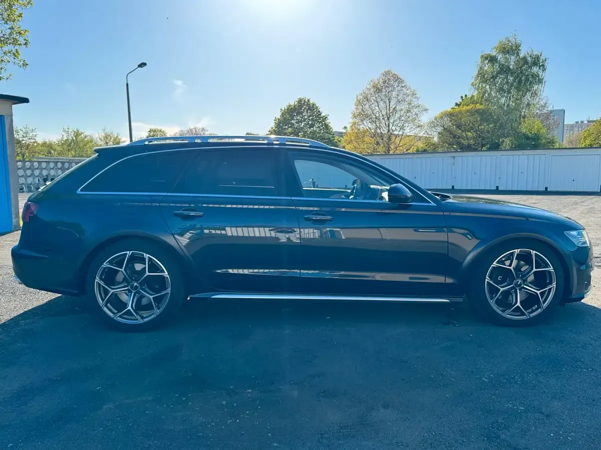 Gebraucht Audi A6 Allroad 300 PS (220 kW) 2017 Blau Kombi