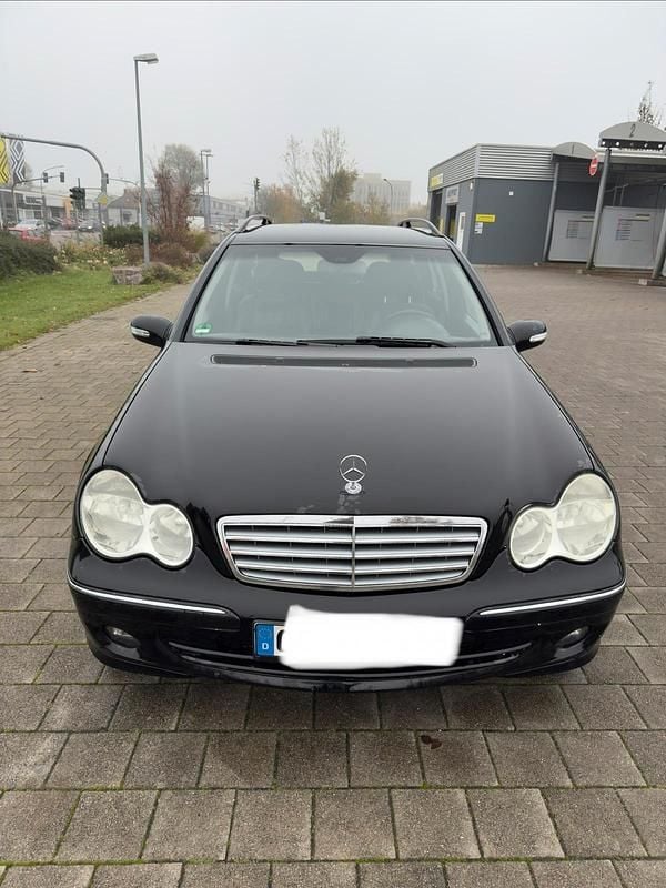 Schwarz Gebraucht 2006 Mercedes C220 Elegance Kombi | 3.500 € - Bild 1/4
