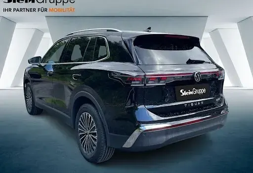 Neu VW Tiguan Elegance 150 PS (110 kW) 2026 Schwarz SUV