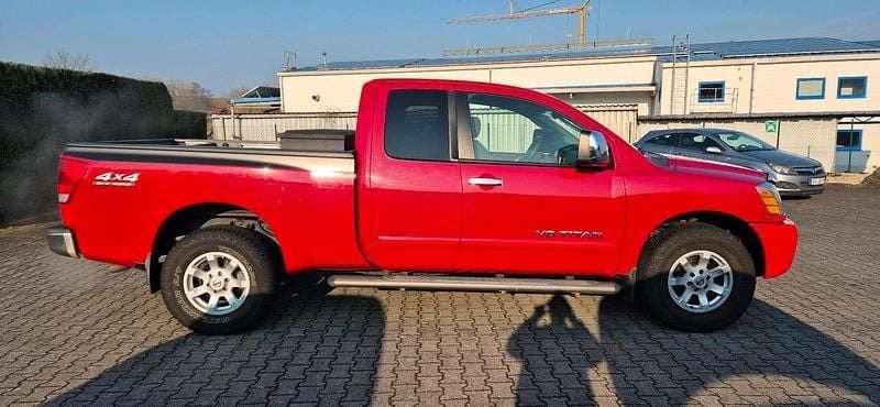 Gebraucht Nissan Titan 312 PS (229 kW) 2005 Rot Pickup