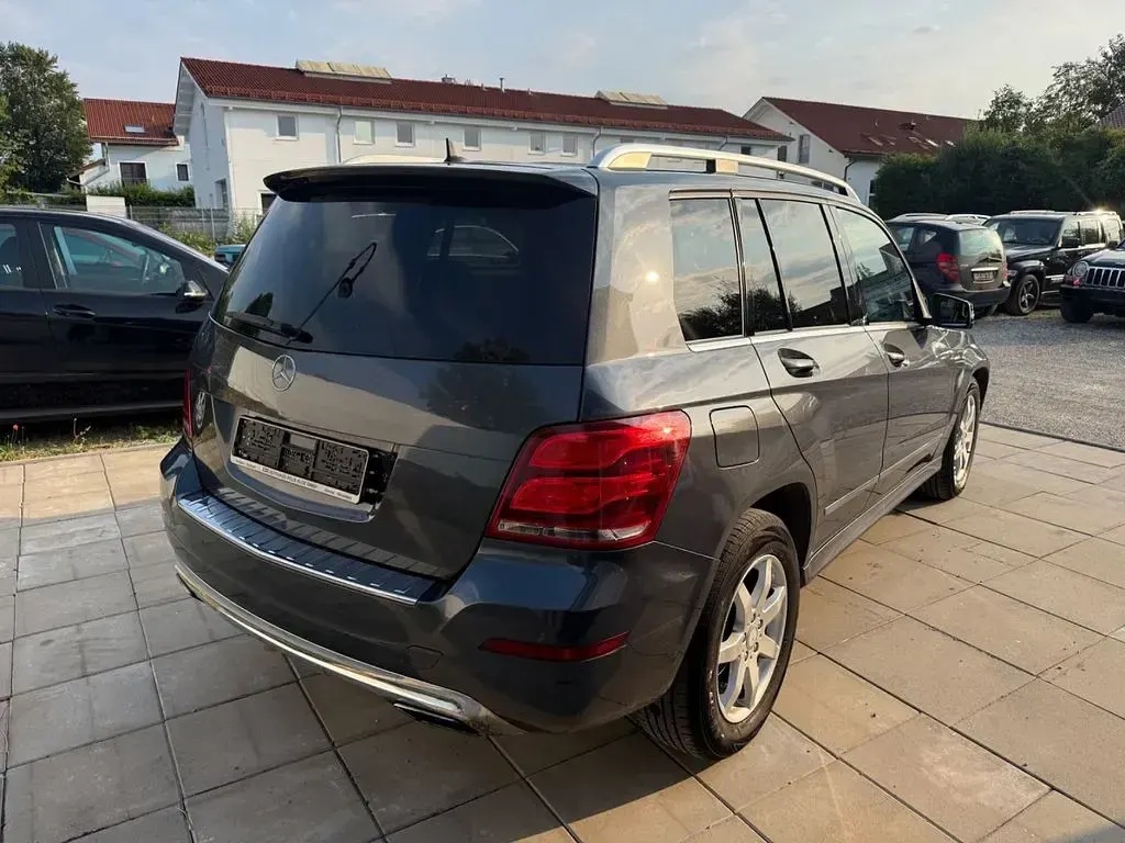 Gebraucht Mercedes GLK200 143 PS (105 kW) 2013 Grau SUV
