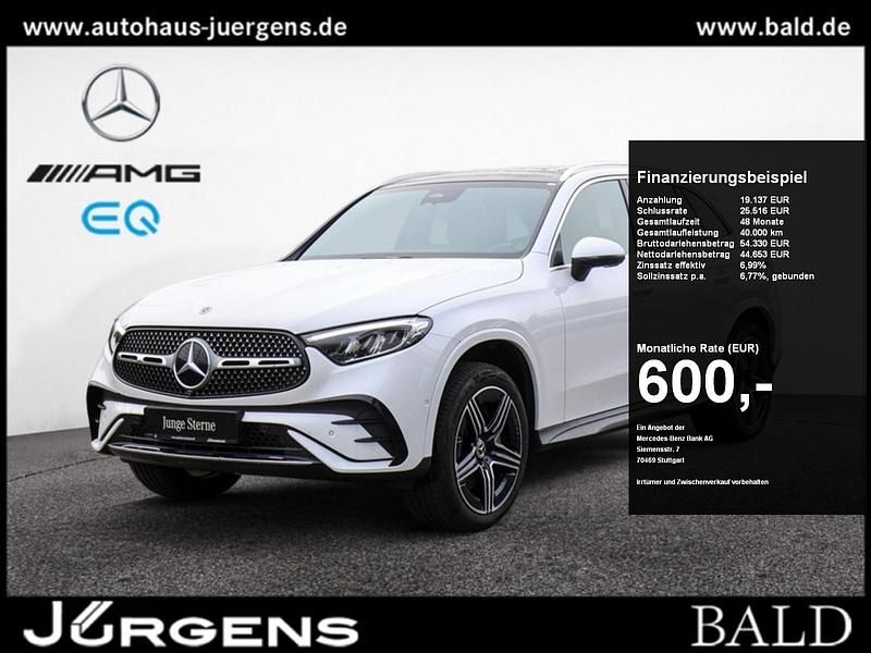 Weiss manufaktur lack manufakt Gebraucht 2024 Mercedes GLC300e AMG SUV | 63.290 € (Fairer Preis) - Bild 1/4