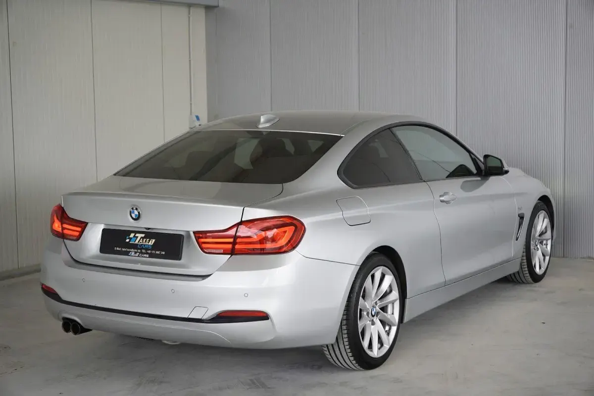 Gebraucht BMW 430 Sport Line 258 PS (189 kW) 2017 Silber Coupé