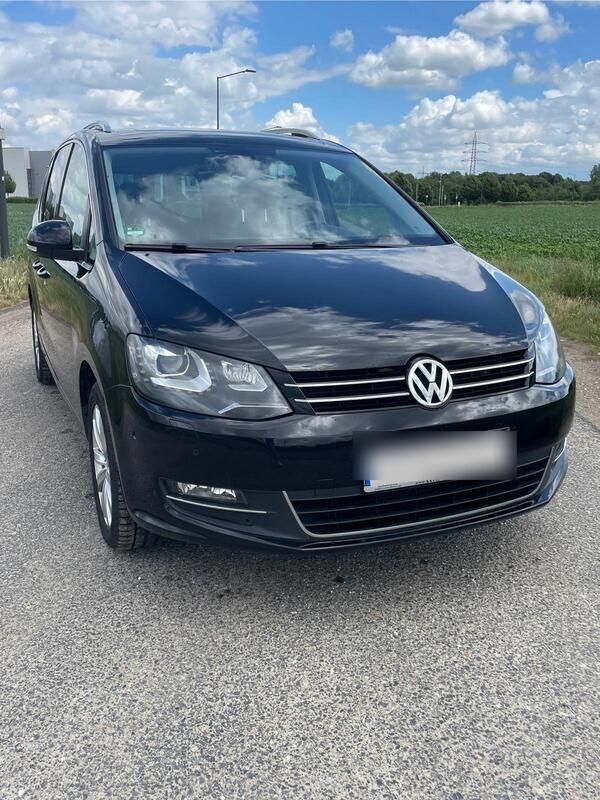 Schwarz Gebraucht 2012 VW Sharan Highline Van / Kleinbus | 11.499 € (Fairer Preis) - Bild 1/4