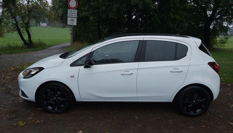 Gebraucht Opel Corsa Color Edition 69 PS (50 kW) 2019 Weiß Kleinwagen