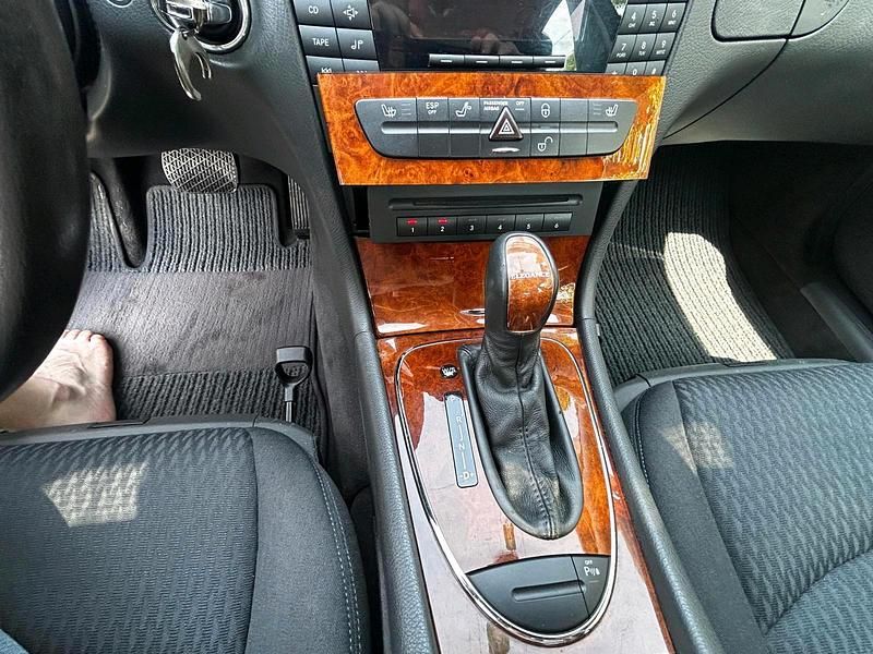 Gebraucht Mercedes E240 177 PS (130 kW) 2002 Grau Limousine