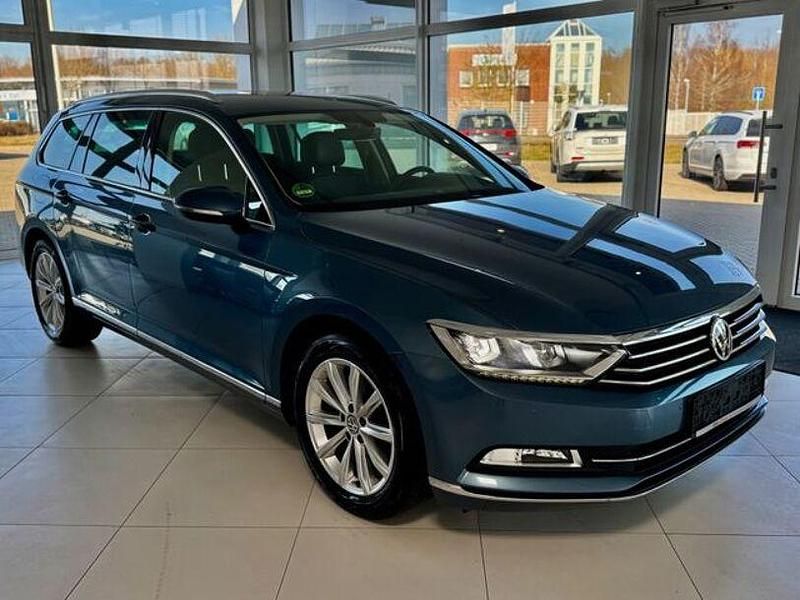 Gebraucht VW Passat Highline 150 PS (110 kW) 2016 Blau Kombi