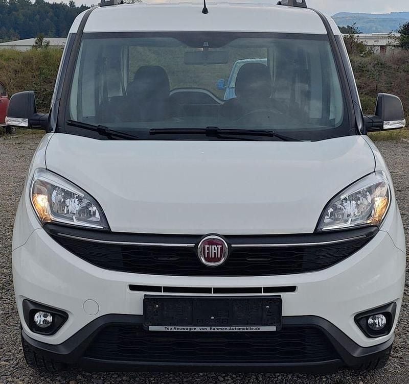 Gebraucht Fiat Doblò Pop 95 PS (69 kW) 2016 Weiß Van / Kleinbus