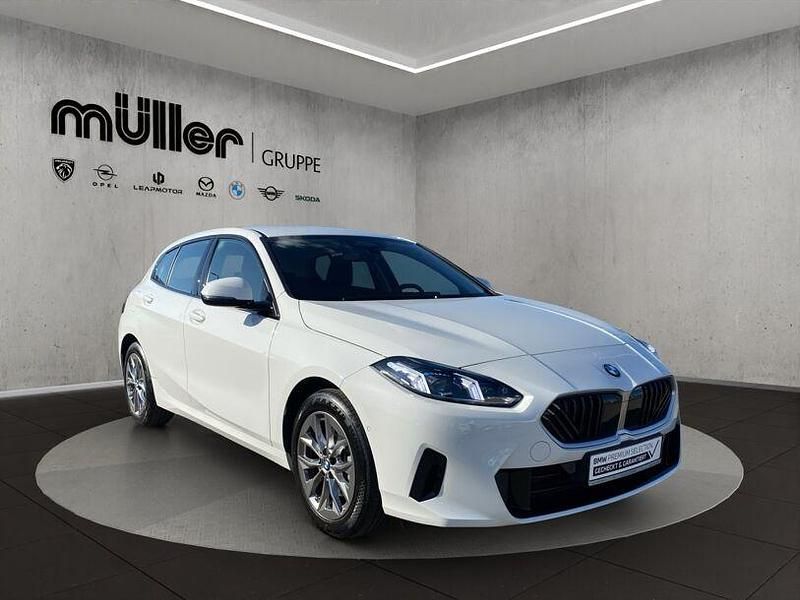 Gebraucht BMW 120 Efficient Dynamics 170 PS (125 kW) 2025 Weiß Kleinwagen