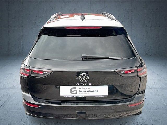 Gebraucht VW Golf VIII R-line 150 PS (110 kW) 2025 Schwarz Kombi