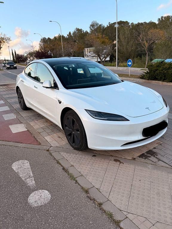 Gebraucht Tesla Model 3 366 kW (498 PS) 2025 Weiß Limousine