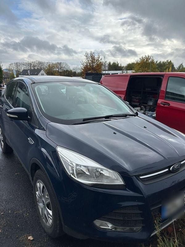 Gebraucht Ford Kuga 150 PS (110 kW) 2015 Blau SUV