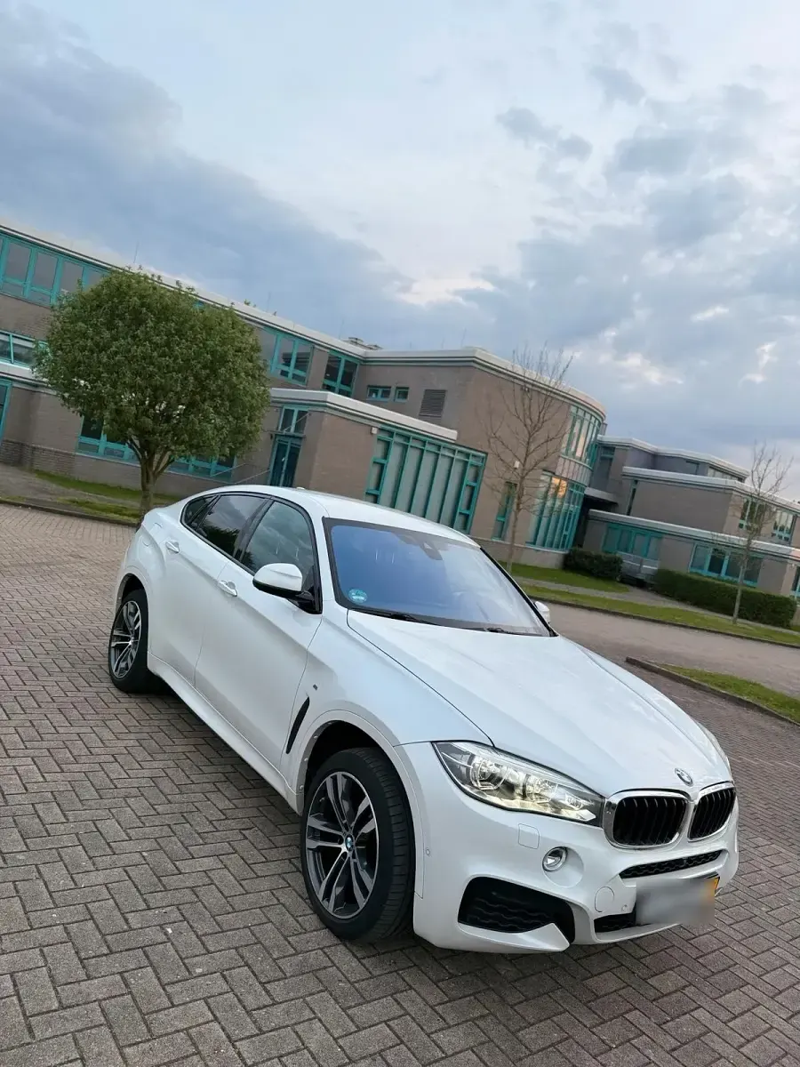 Gebraucht BMW X6 M Sport 258 PS (189 kW) 2018 Weiß SUV