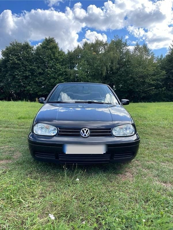 Gebraucht VW Golf Cabriolet 115 PS (84 kW) 2000 Schwarz Cabrio
