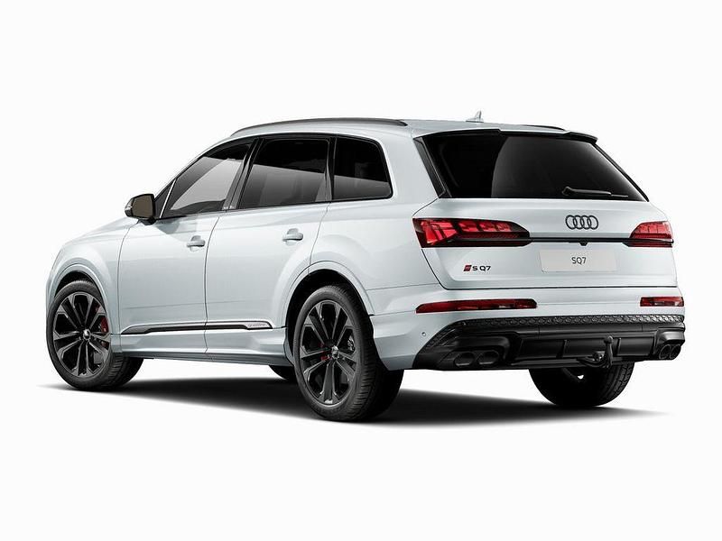 Gebraucht Audi SQ7 Ambiente 507 PS (372 kW) 2025 Silber SUV