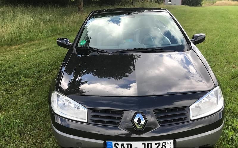 Schwarz Gebraucht 2004 Renault Mégane Cabriolet Cabrio | 1.400 € (Superpreis) - Bild 1/4