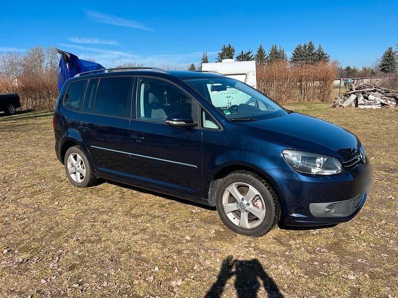 Gebraucht VW Touran 103 PS (75 kW) 2012 Blau Van / Kleinbus