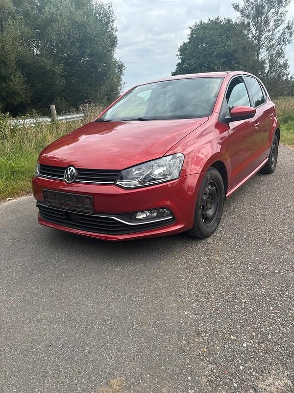 Rot Gebraucht 2014 VW Polo Kleinwagen | 4.700 € (Fairer Preis) - Bild 1/4